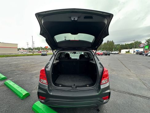 Used 2020 Chevrolet Trax LS w/ Tint and Cruise Package FWD image 15