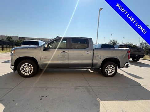 Used 2019 Chevrolet Silverado 1500 LT w/ Texas Edition RWD image 2