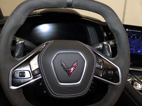 Used 2025 Chevrolet Corvette Z06 RWD image 29
