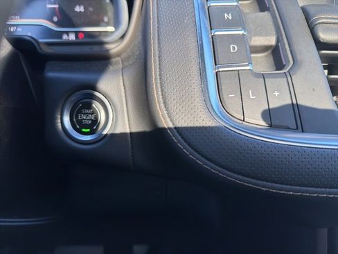 Used 2022 GMC Yukon AT4 image 44