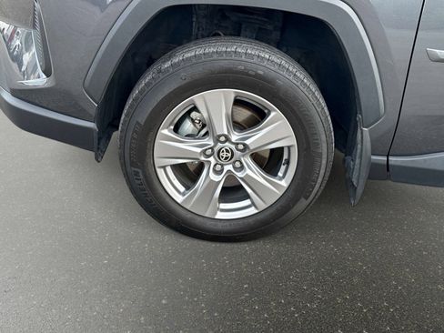 Used 2024 Toyota RAV4 XLE AWD/4WD image 12