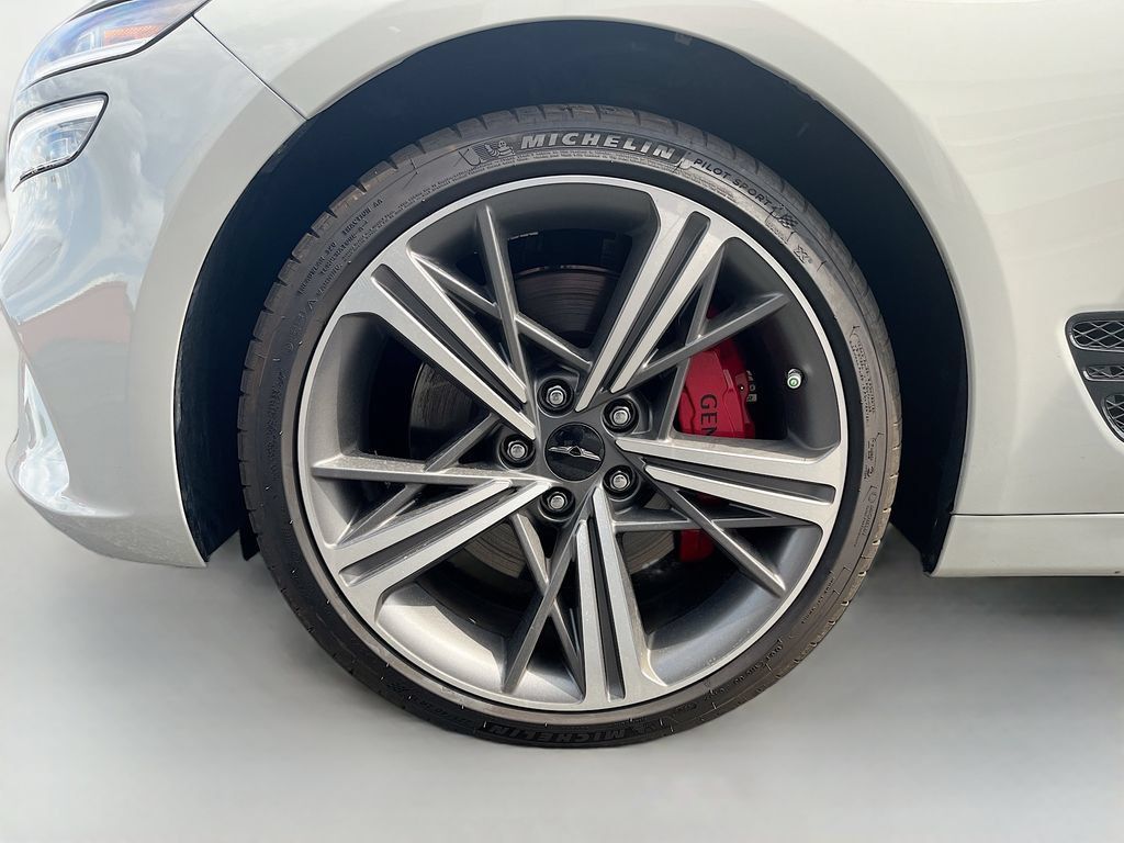 Used 2024 Genesis G70 3.3T Advanced w/ Sport Prestige Package RWD image 32