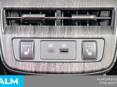 Used 2024 Nissan Ariya FWD image 46