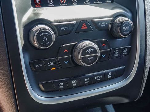 Used 2019 Dodge Durango SXT RWD image 19