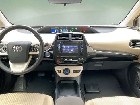 Used 2017 Toyota Prius Two w/ Prius Two Safety Plus Package image 20