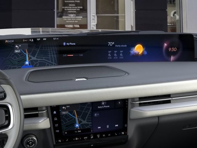 New 2026 Lincoln Navigator Premiere AWD/4WD image 14
