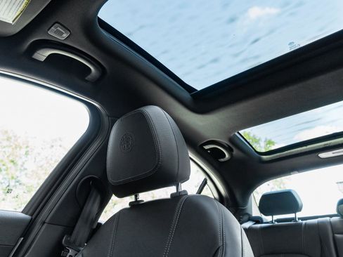 Used 2023 Alfa Romeo Giulia Sprint image 17