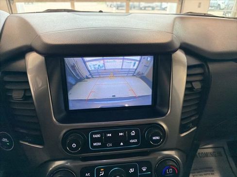 Used 2018 Chevrolet Suburban Premier AWD/4WD image 4