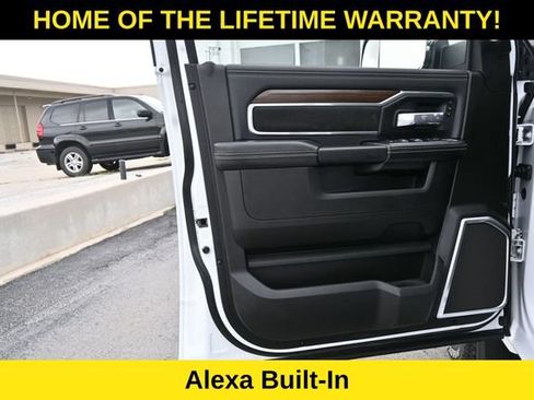 Used 2022 RAM 3500 Laramie RWD image 23
