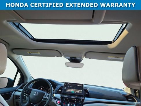 Used 2025 Honda Odyssey Touring image 23