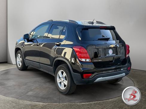 Used 2021 Chevrolet Trax LT AWD/4WD image 5