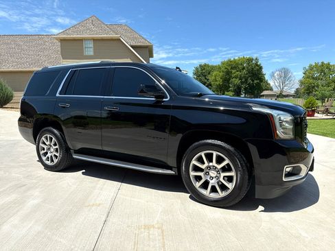 Used 2016 GMC Yukon Denali w/ Open Road Package image 21