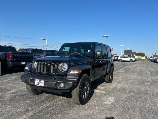 Used 2025 Jeep Wrangler Unlimited Sport AWD/4WD image 1