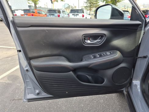 Used 2024 Honda HR-V Sport image 14