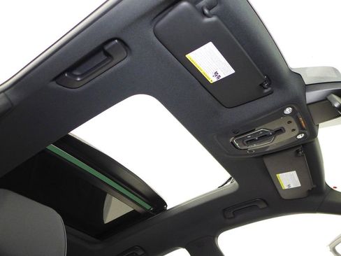 Used 2023 Audi Q5 2.0T Premium Plus image 18