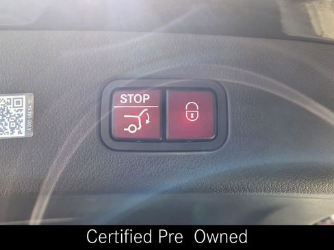 Certified 2025 Mercedes-Benz GLC 300 4MATIC image 37