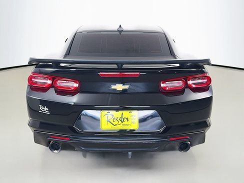 Used 2020 Chevrolet Camaro LS RWD image 7