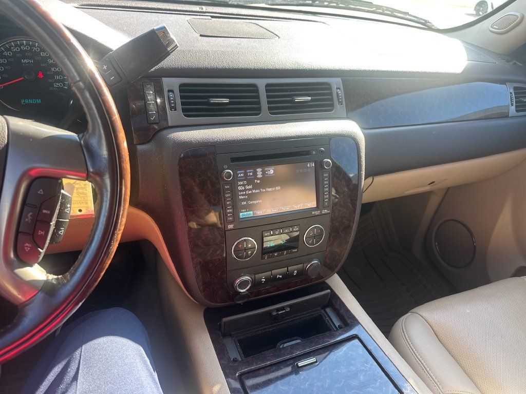 Used 2013 GMC Yukon Denali AWD/4WD image 17