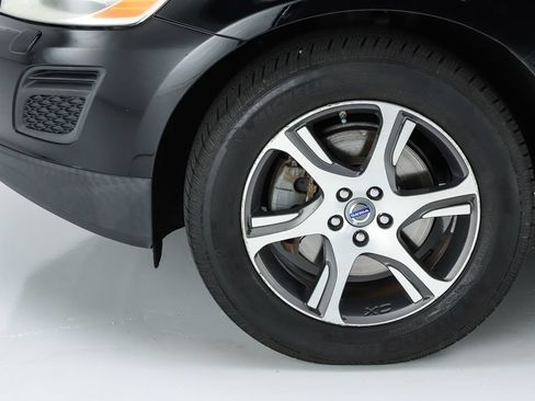 Used 2013 Volvo XC60 T6 AWD/4WD image 5
