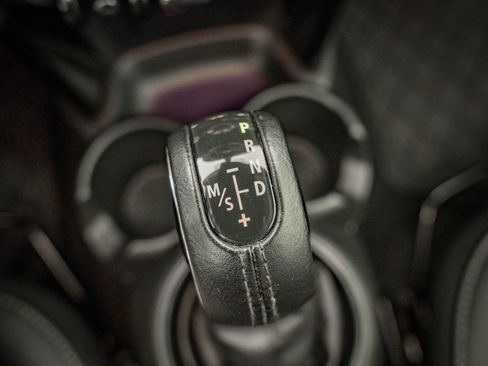 Used 2019 MINI Cooper 2-Door Hardtop FWD image 35