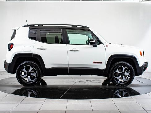 Used 2022 Jeep Renegade Trailhawk image 6