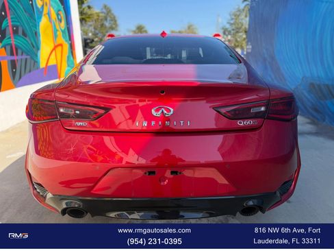 Used 2018 INFINITI Q60 Red Sport 400 w/ Pro Active Package image 7