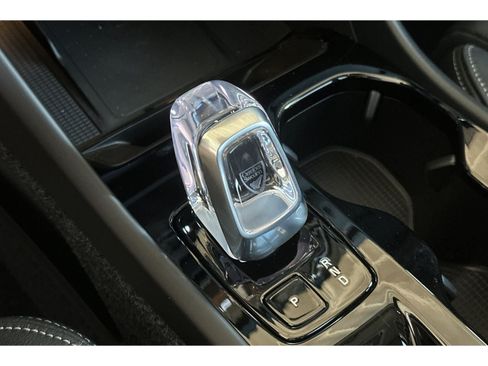 New 2026 Volvo XC40 B5 Plus w/ Climate Package AWD/4WD image 22