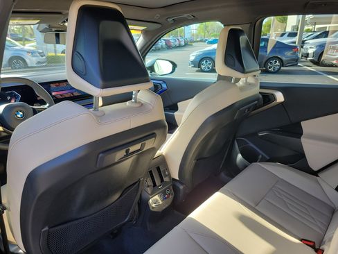 Used 2025 BMW X3 xDrive30i w/ Convenience Package image 12