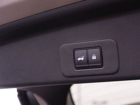 Used 2025 Nissan Murano SL w/ Cargo Package AWD/4WD image 8