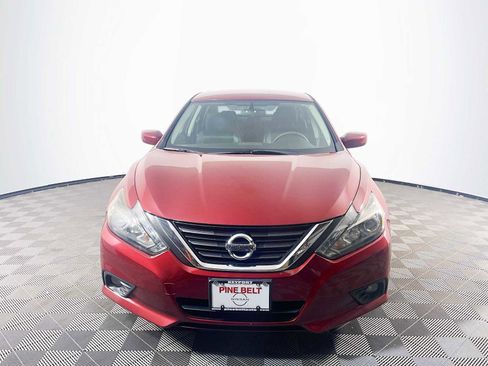 Used 2016 Nissan Altima 3.5 SR image 2