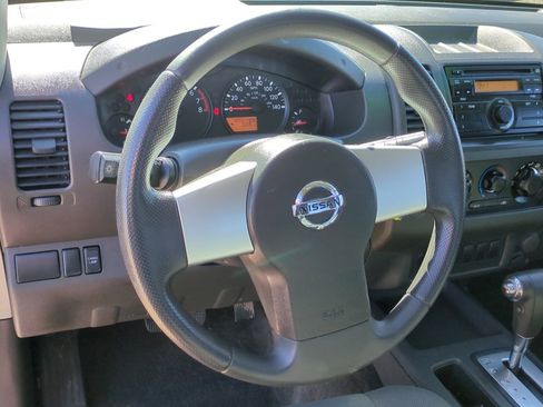 Used 2013 Nissan Frontier S image 15