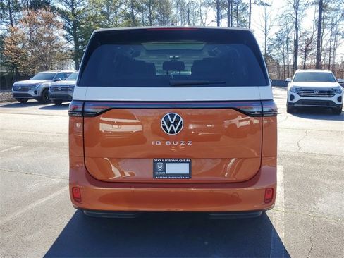 New 2025 Volkswagen ID. Buzz 1st Edition image 6