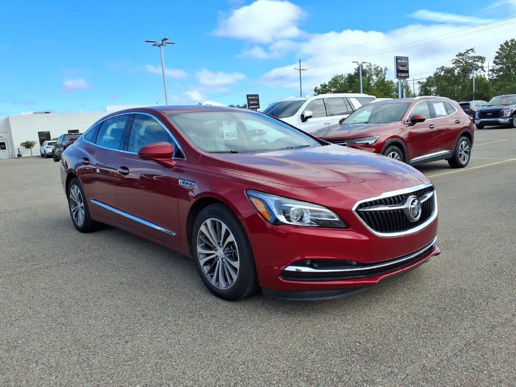 Certified 2018 Buick LaCrosse Essence FWD image 3