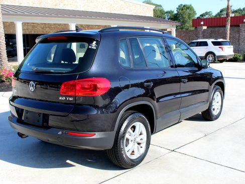 Used 2015 Volkswagen Tiguan S image 29