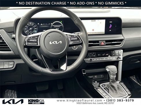 Used 2025 Kia Seltos EX w/ EX Sunroof Package image 2