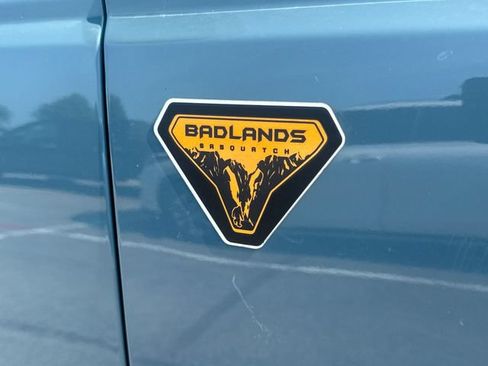 Used 2022 Ford Bronco Badlands AWD/4WD image 4