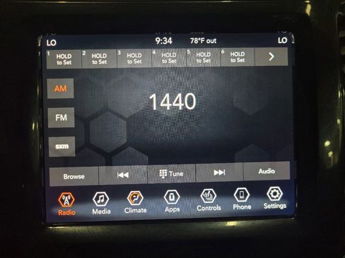 Used 2019 Jeep Cherokee Limited AWD/4WD image 25