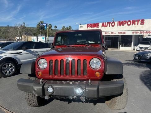 Used 2010 Jeep Wrangler Unlimited Rubicon w/ Dual Top Group image 2