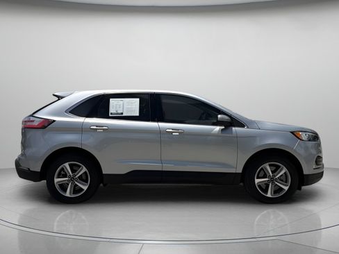Used 2024 Ford Edge SEL w/ Convenience Package AWD/4WD image 2