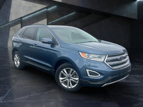 Used 2018 Ford Edge SEL w/ Equipment Group 201A AWD/4WD image 2