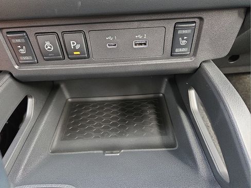 New 2026 Nissan Frontier SV w/ SV Convenience Package image 21