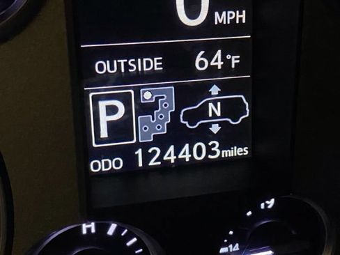 Used 2014 Lexus LX 570 4WD image 31