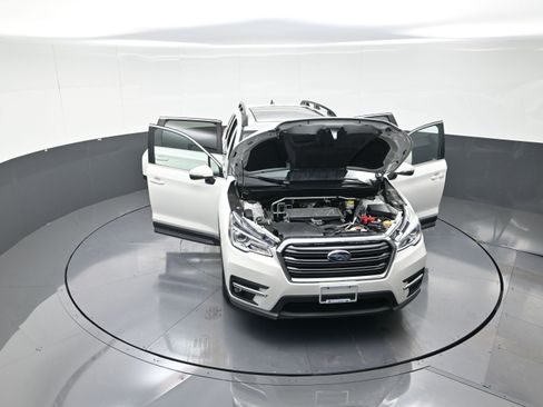 Used 2022 Subaru Ascent Limited w/ Technology Package image 12