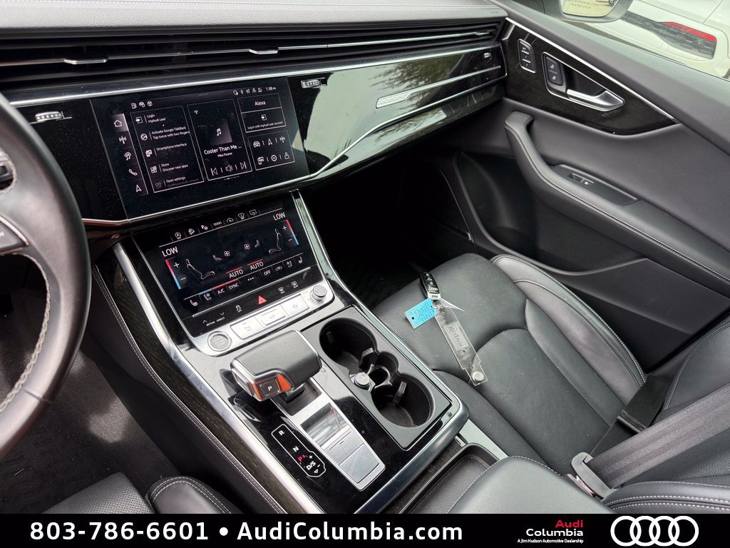 Used 2024 Audi Q8 Prestige AWD/4WD image 32