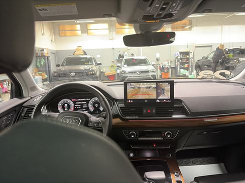 Certified 2023 Audi Q5 2.0T Prestige w/ Prestige Package AWD/4WD image 28