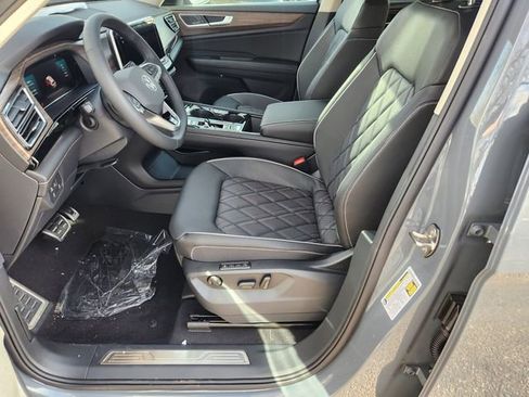 New 2026 Volkswagen Atlas SEL Premium R-Line image 12