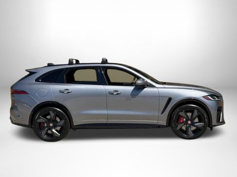 Used 2023 Jaguar F-PACE SVR AWD/4WD image 3