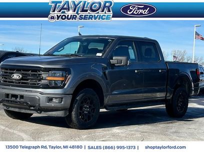 New 2025 Ford F150 XLT w/ Equipment Group 302A MID