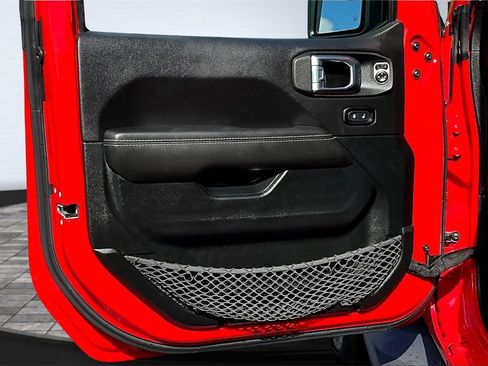 Used 2021 Jeep Gladiator Overland w/ Popular Equipment Package image 24