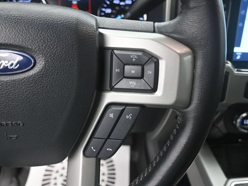 Used 2022 Ford F250 Lariat w/ Lariat Ultimate Package AWD/4WD image 7